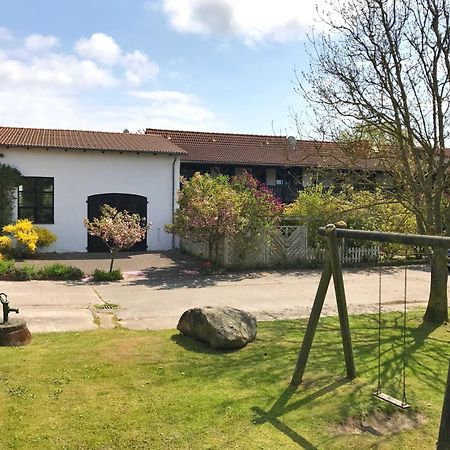 Landpension Dubnitz - Ferienwohnung 1 ザスニッツ エクステリア 写真